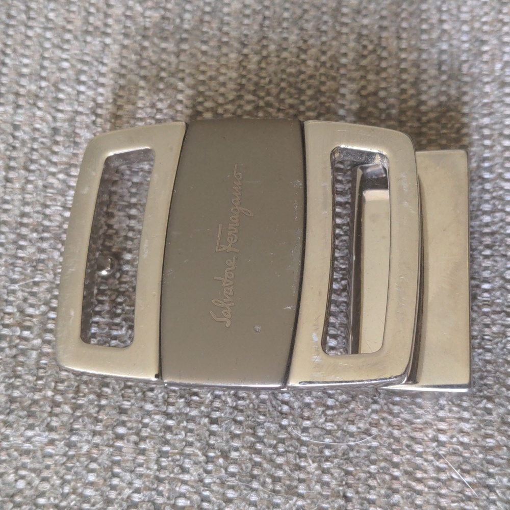 Salvatore Ferragamo belt buckle